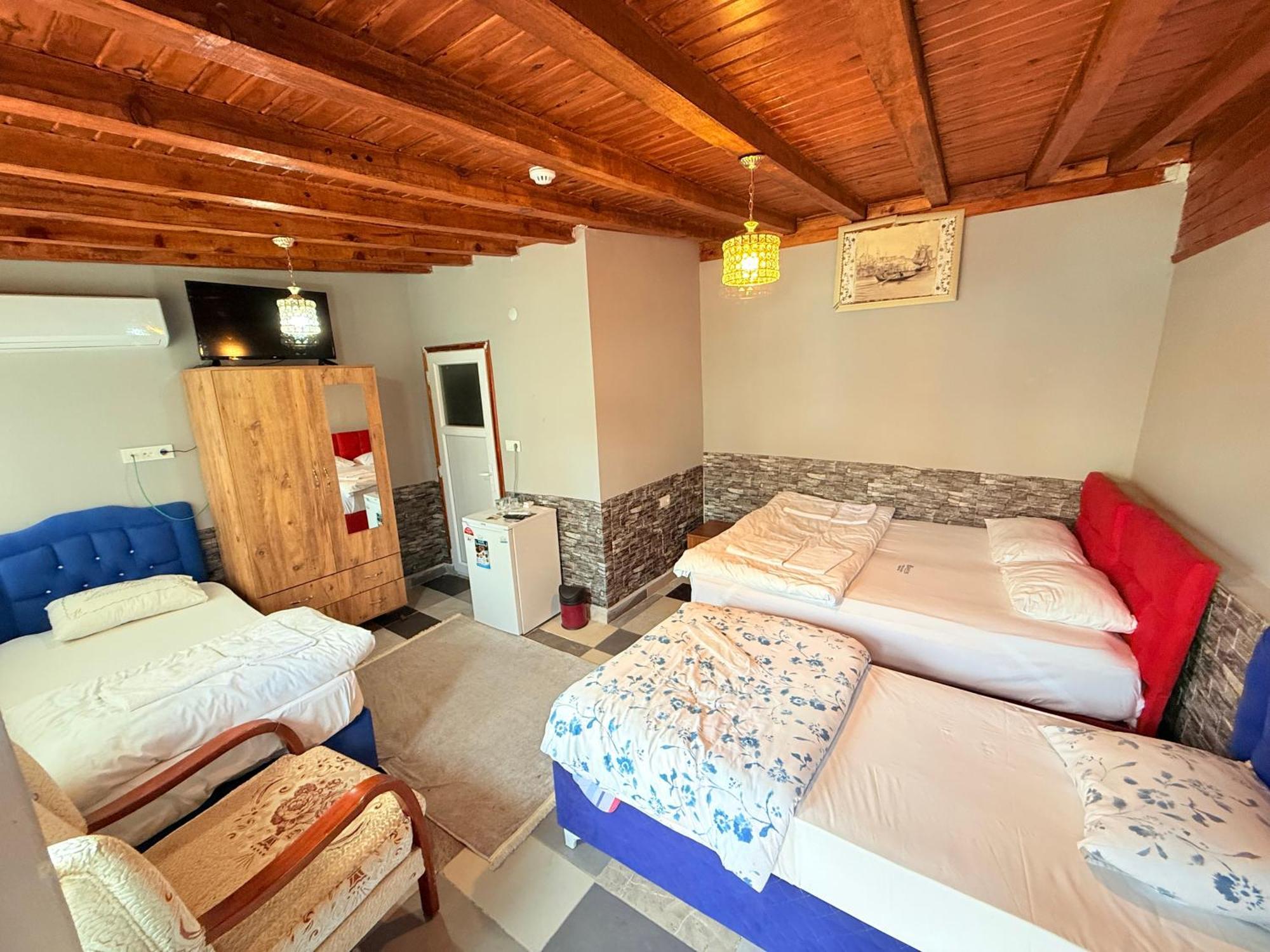 Oez Butik Otel Antik Kent Myrleia Mudanya Kültér fotó